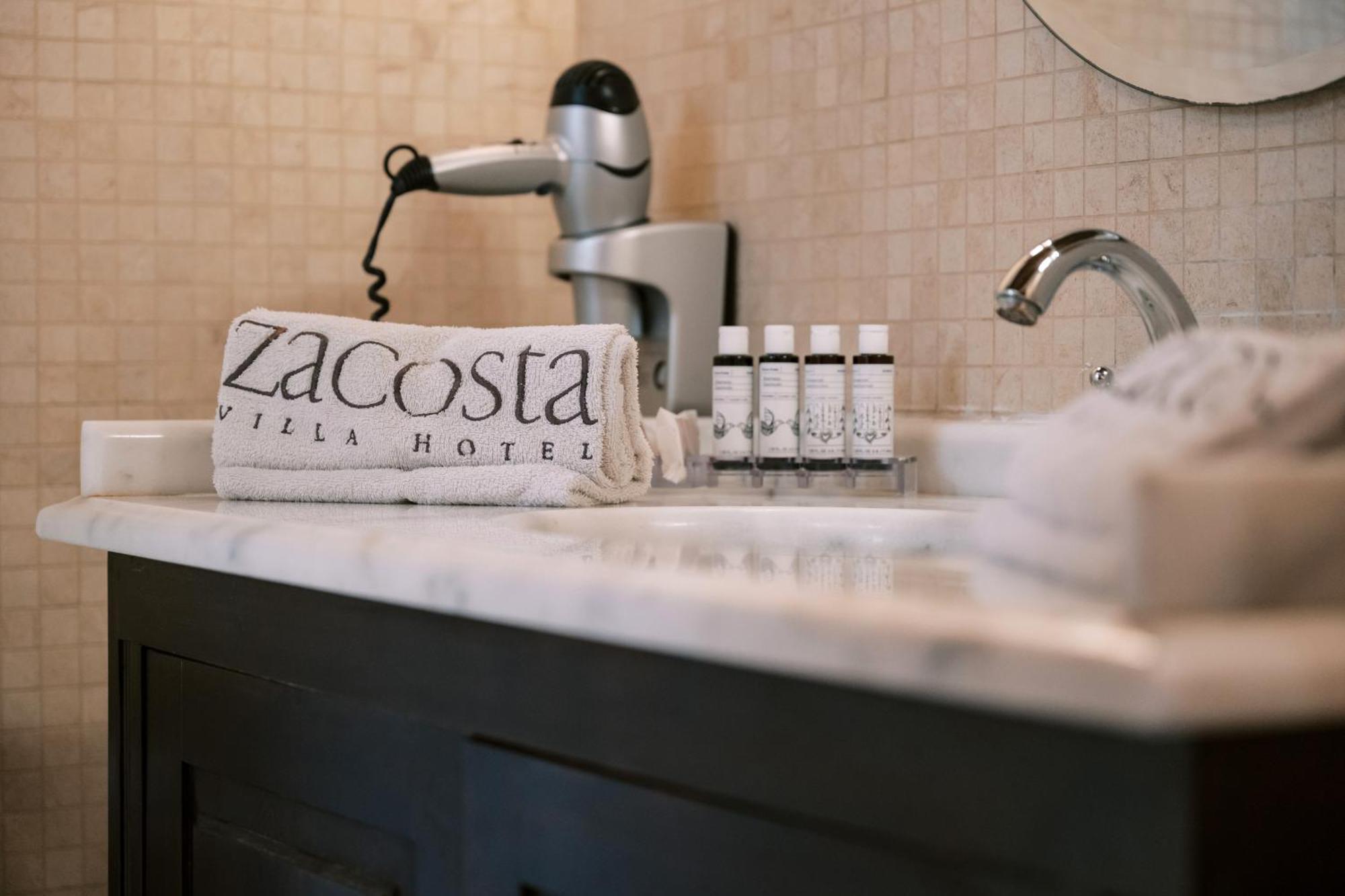 Zacosta